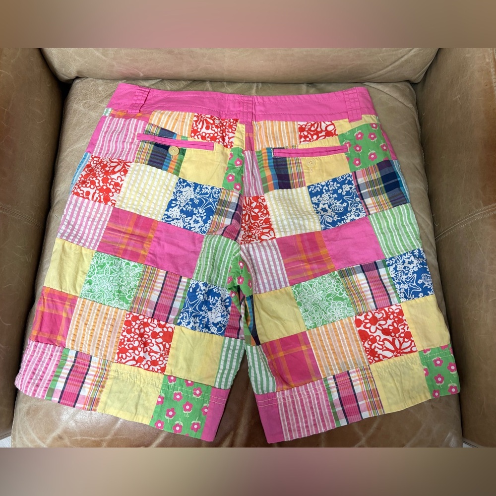 VGUC Lilly Pulitzer White label patchwork Bermuda shorts 6 - Picture 2 of 3